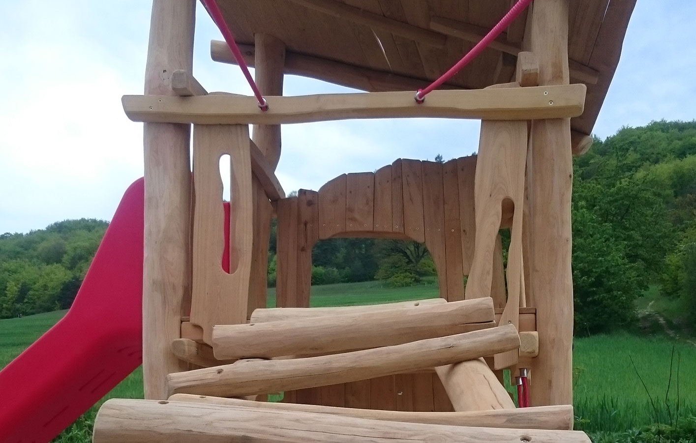 Kinderspielplatz aus Massivholz von Tischlerei Beck aus Apolda
